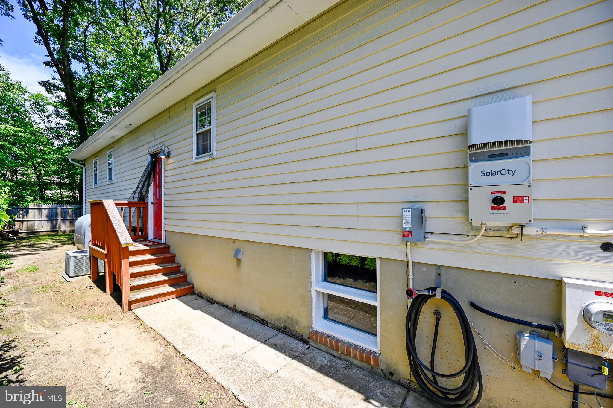 1626 Marlboro Road Edgewater, MD 21037 - Photo 21 of 42 Solar panel and generator hookup