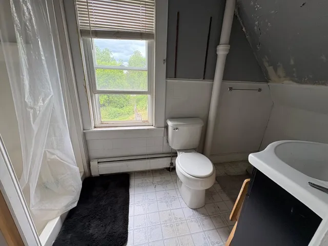 $85,000 | 41 South Main Street, Burnham, ME 04922