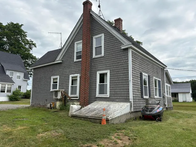 $85,000 | 41 South Main Street, Burnham, ME 04922