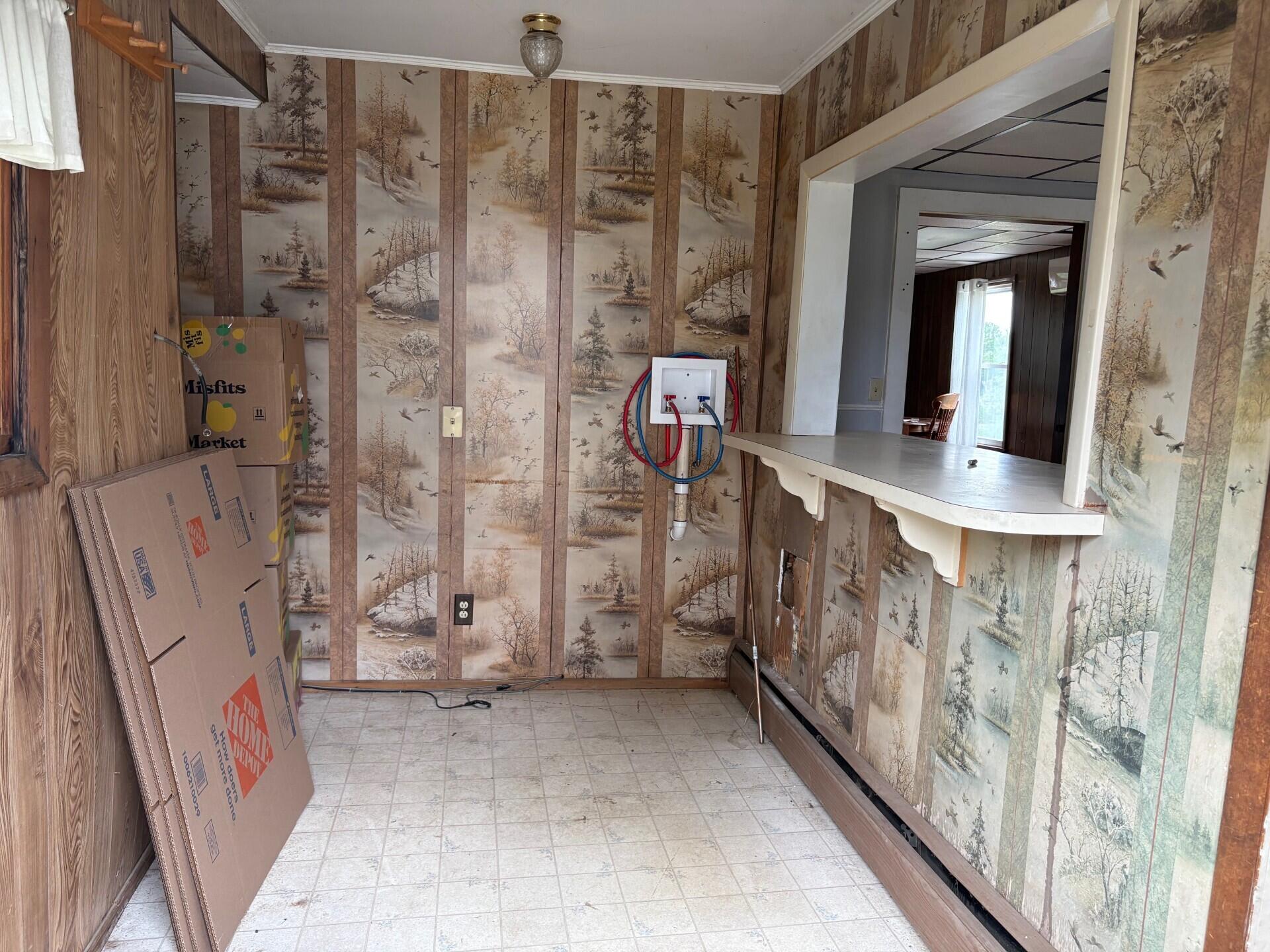 41 South Main Street Burnham, ME 04922 - Photo 9 of 18 Laundry and Mud Room