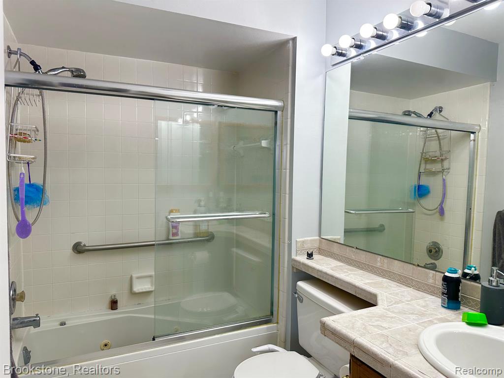 632 Tennyson Rochester Hills, MI 48307 - Photo 27 of 34