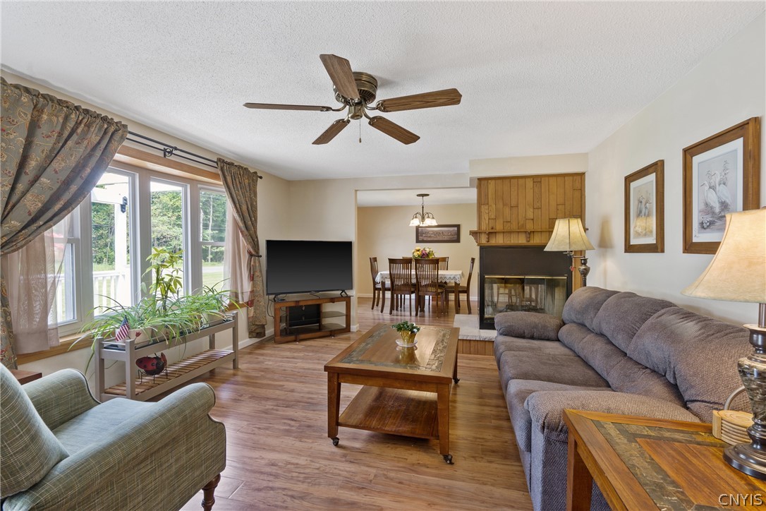79 Hickory Grove Road Granby, NY 13069 - Photo 5 of 41