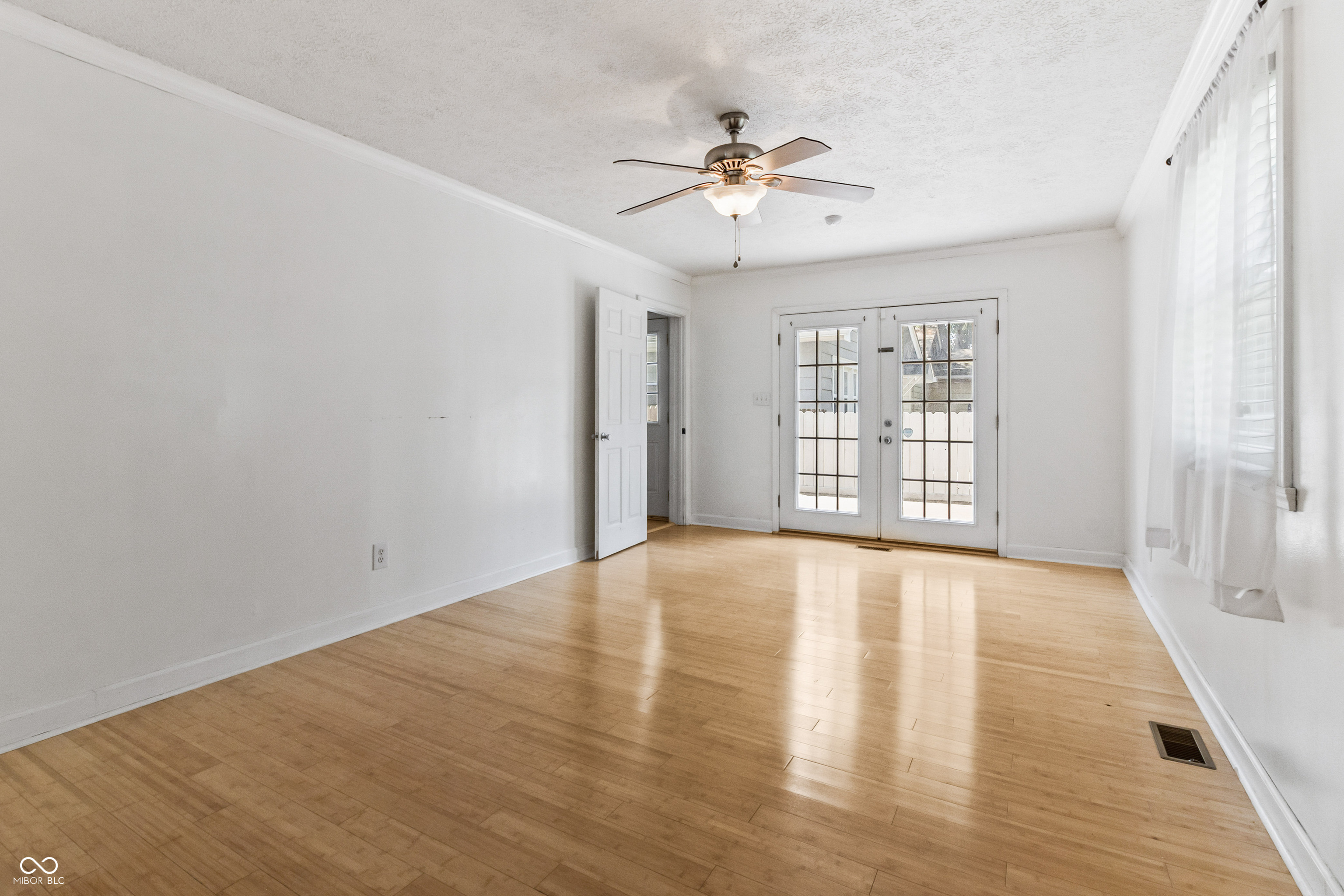 4922 Ralston Avenue Indianapolis, IN 46205 - Photo 22 of 51