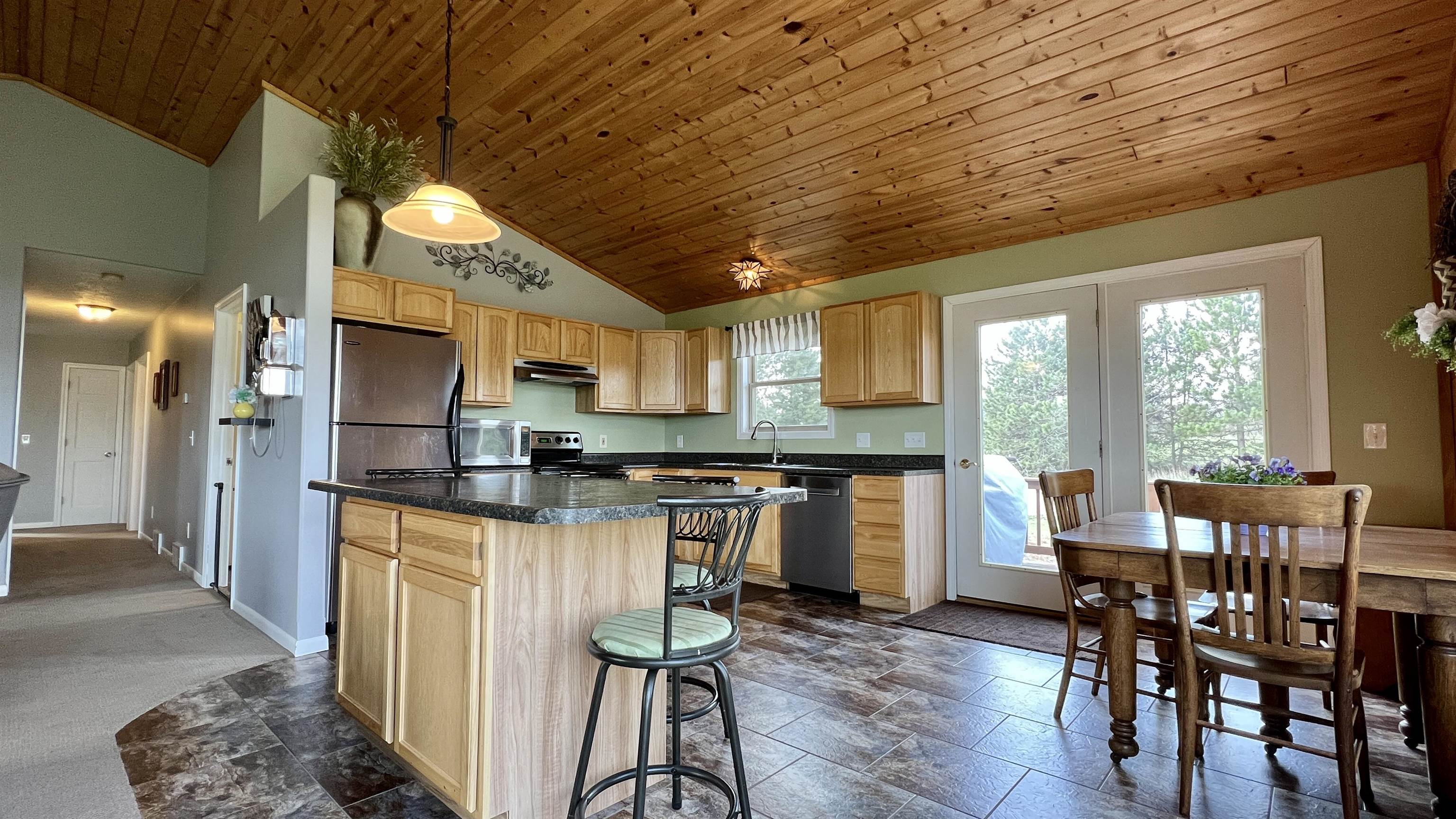 1474 North 29 Road Cadillac, MI 49601 - Photo 11 of 45 1899759-10.JPG