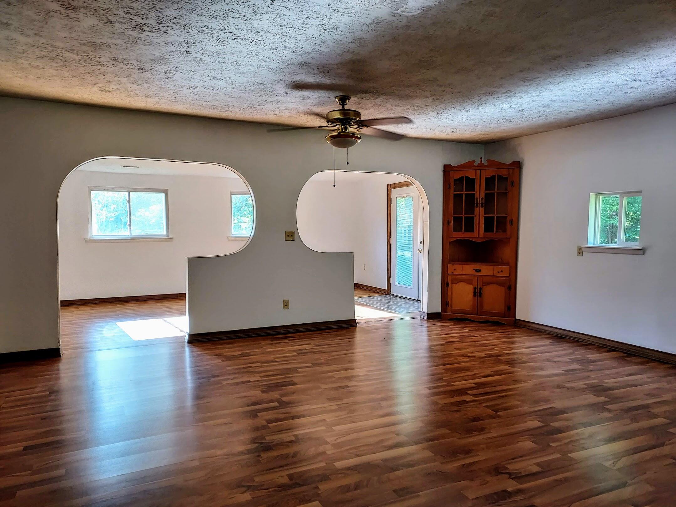 249 Farnsworth Road Celina, OH 45822 - Photo 12 of 19 Gallery Image 12