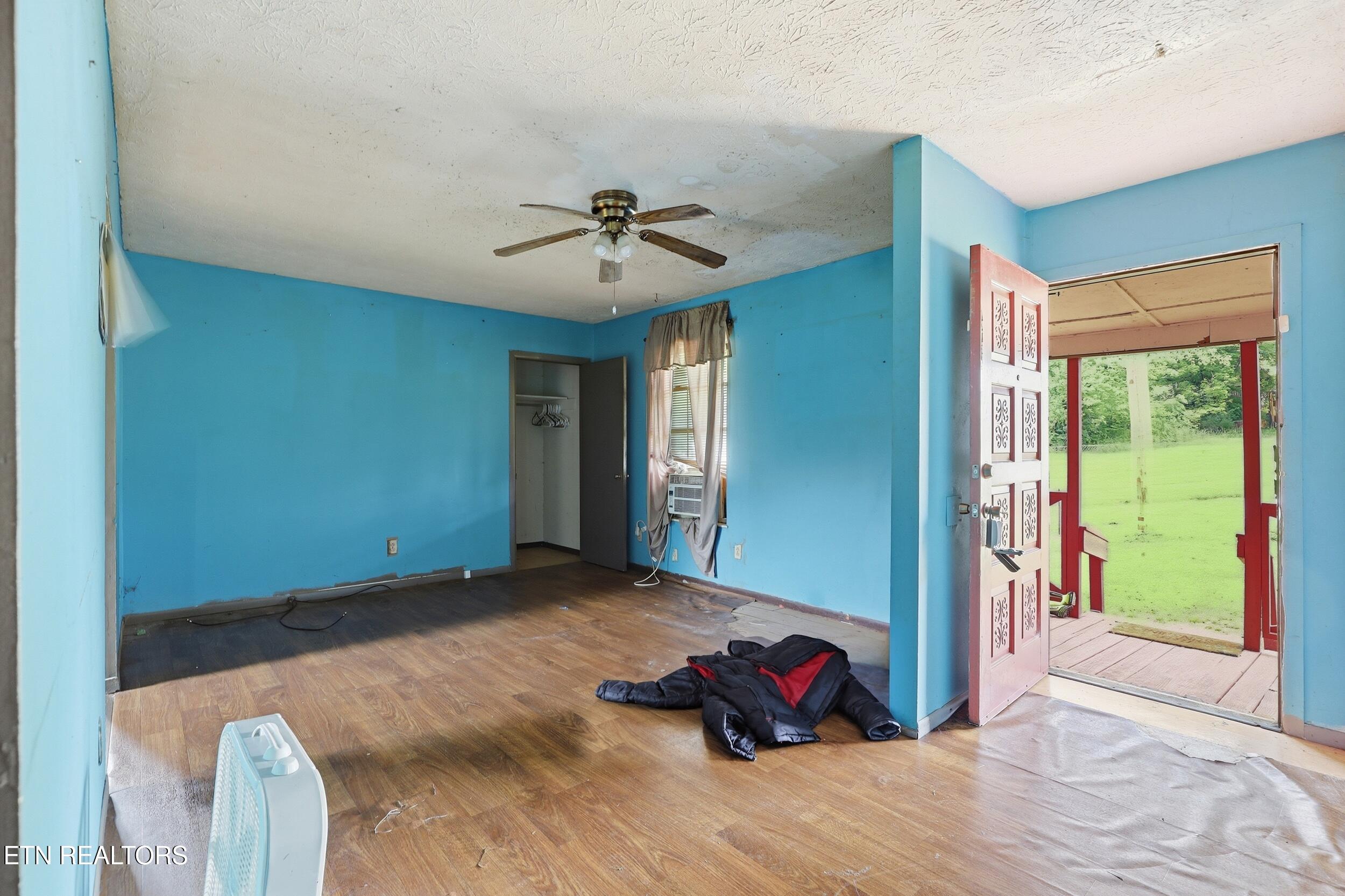 809 East Rhoten Street Jefferson City, TN 37760 - Photo 20 of 22 14_809_e_rhoten_st_0016