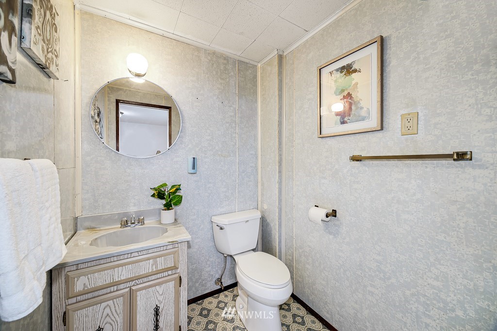 3908 Southwest 97th Street Seattle, WA 98136 - Photo 19 of 25 Gallery Image 19