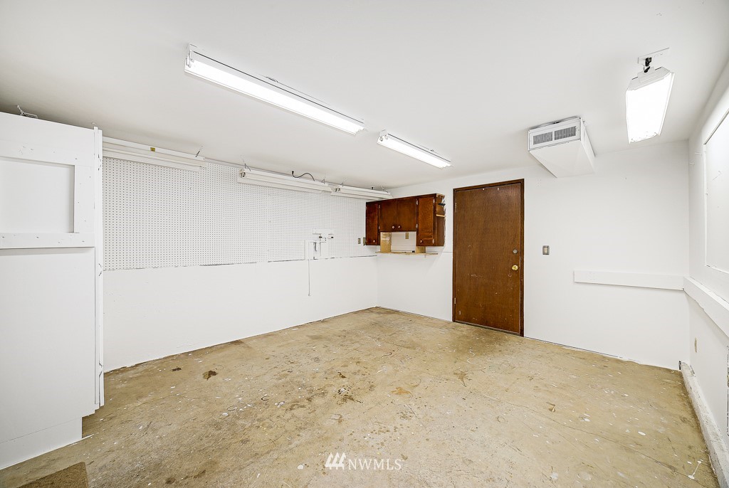 3908 Southwest 97th Street Seattle, WA 98136 - Photo 21 of 25 Gallery Image 21