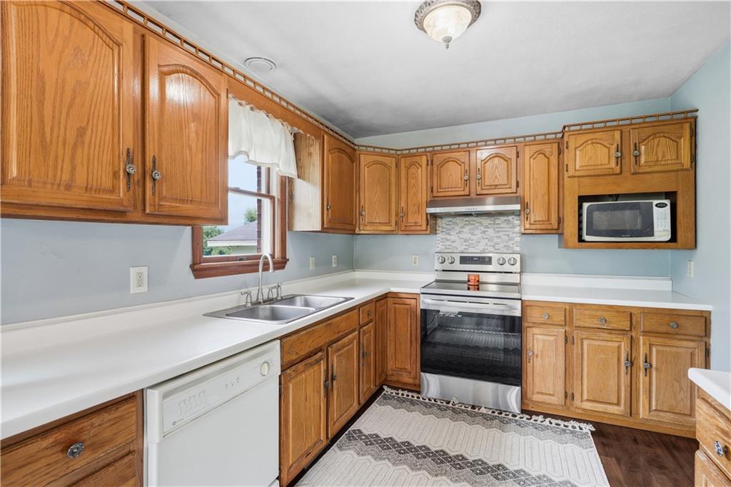 782 Bullcreek Road Butler, PA 16002 - Photo 7 of 44