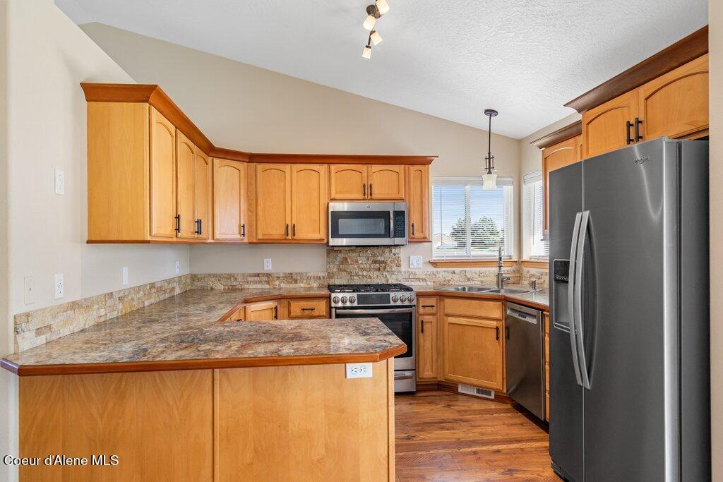 2744 North Alfalfa Loop Post Falls, ID 83854 - Photo 12 of 40 12