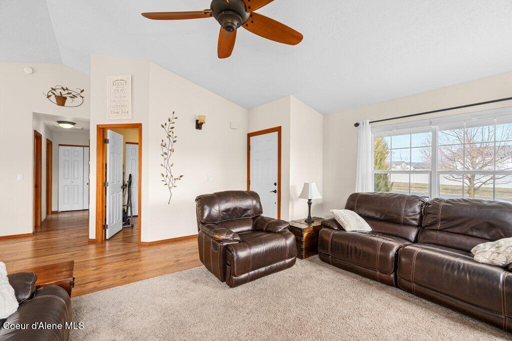 2744 North Alfalfa Loop Post Falls, ID 83854 - Photo 5 of 27 5