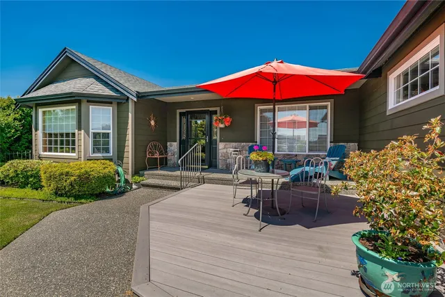 $899,000 | 5350 Nootka Loop, Blaine, WA 98230