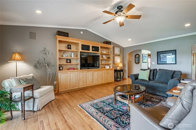 $899,000 | 5350 Nootka Loop, Blaine, WA 98230