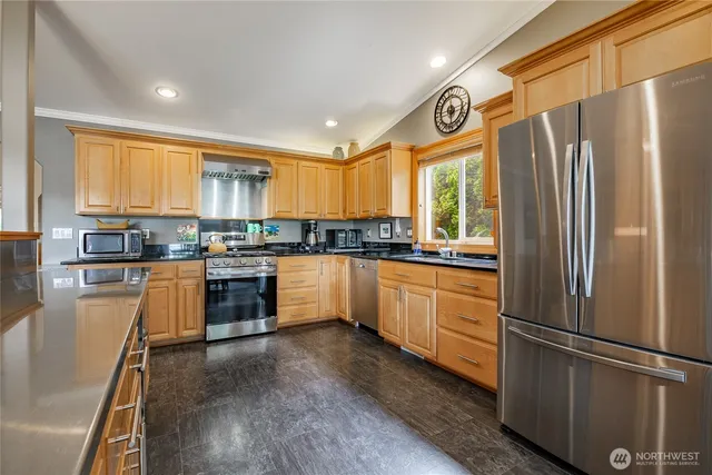 $899,000 | 5350 Nootka Loop, Blaine, WA 98230