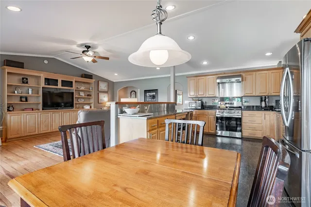 $899,000 | 5350 Nootka Loop, Blaine, WA 98230