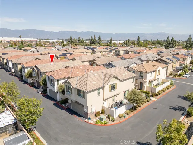 $540,000 | 687 South Mandarin Lane, Rialto, CA 92376