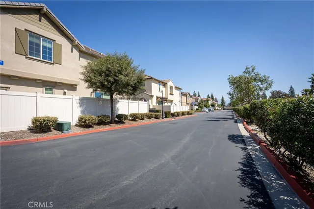 $540,000 | 687 South Mandarin Lane, Rialto, CA 92376