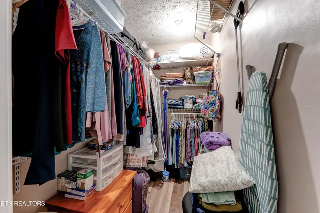 $285,000 | 180 Donna Lane, La Follette, TN 37766