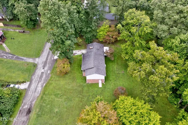 $285,000 | 180 Donna Lane, La Follette, TN 37766