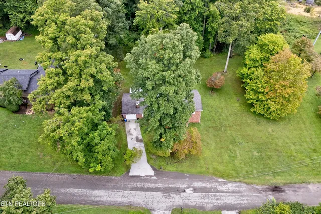 $285,000 | 180 Donna Lane, La Follette, TN 37766