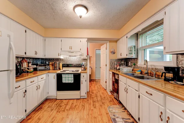 $285,000 | 180 Donna Lane, La Follette, TN 37766