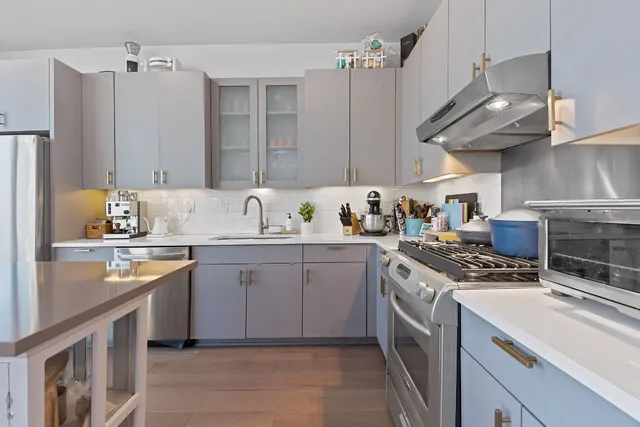 $435,000 | 555 East 5th Street, Unit 817, Austin, TX 78701