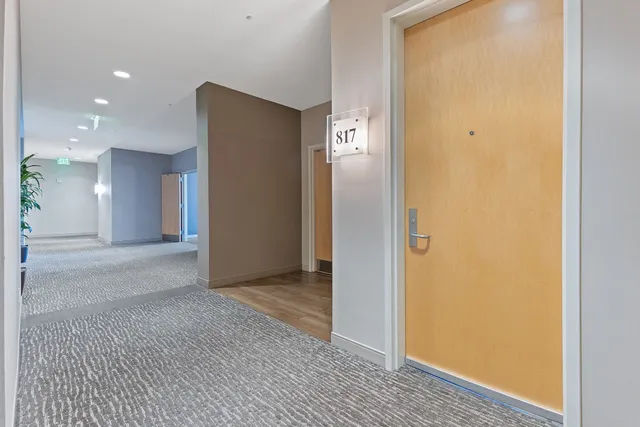 $435,000 | 555 East 5th Street, Unit 817, Austin, TX 78701