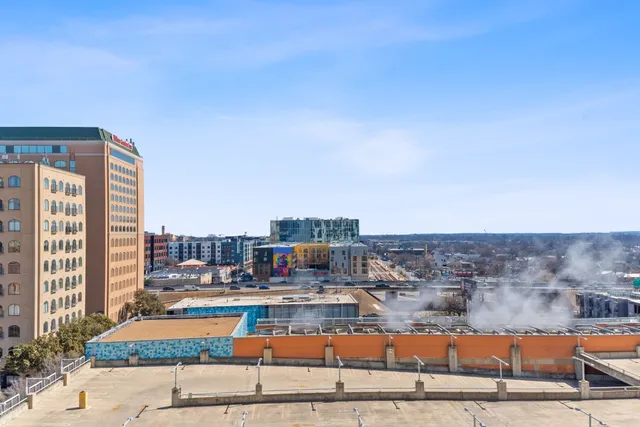 $435,000 | 555 East 5th Street, Unit 817, Austin, TX 78701