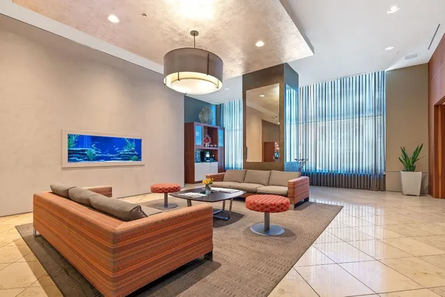 $435,000 | 555 East 5th Street, Unit 817, Austin, TX 78701