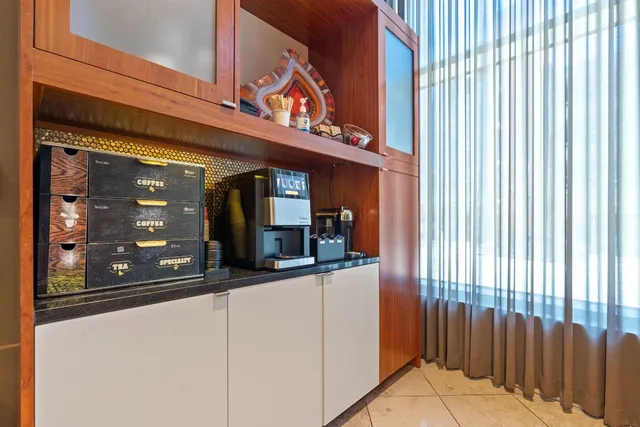 $435,000 | 555 East 5th Street, Unit 817, Austin, TX 78701