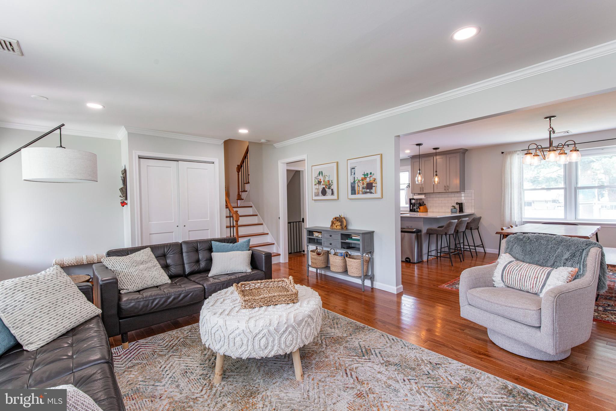 6321 Arlingham Road Flourtown, PA 19031 - Photo 8 of 50