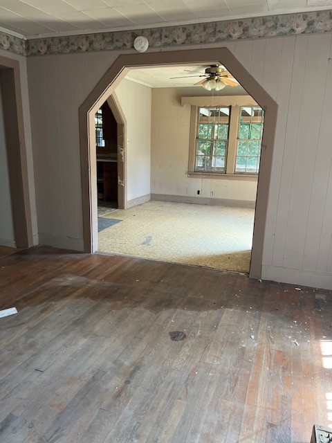 512 Main Street Baxter, TN 38544 - Photo 5 of 24 a view of a hallway with wooden floor and a window