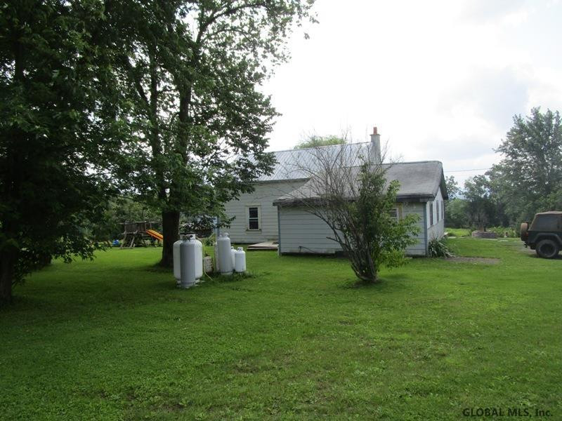 256 Robinson Road Howes Cave, NY 12092 - Photo 11 of 36 Photo 11