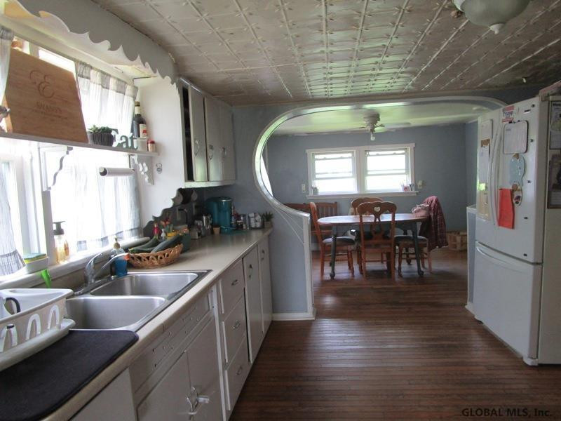 256 Robinson Road Howes Cave, NY 12092 - Photo 18 of 36 Photo 18