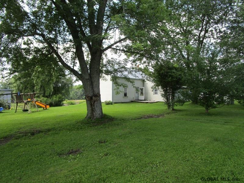 256 Robinson Road Howes Cave, NY 12092 - Photo 3 of 36 Photo 3