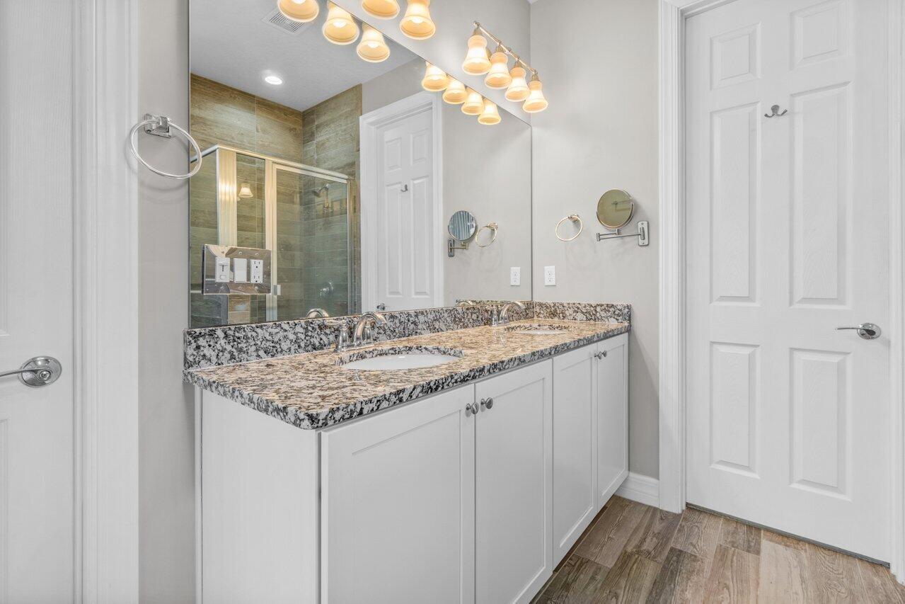 1127 Dakota Drive Jupiter, FL 33458 - Photo 13 of 36 029-1127DakotaDrive-Jupiter-FL-33458-SMA