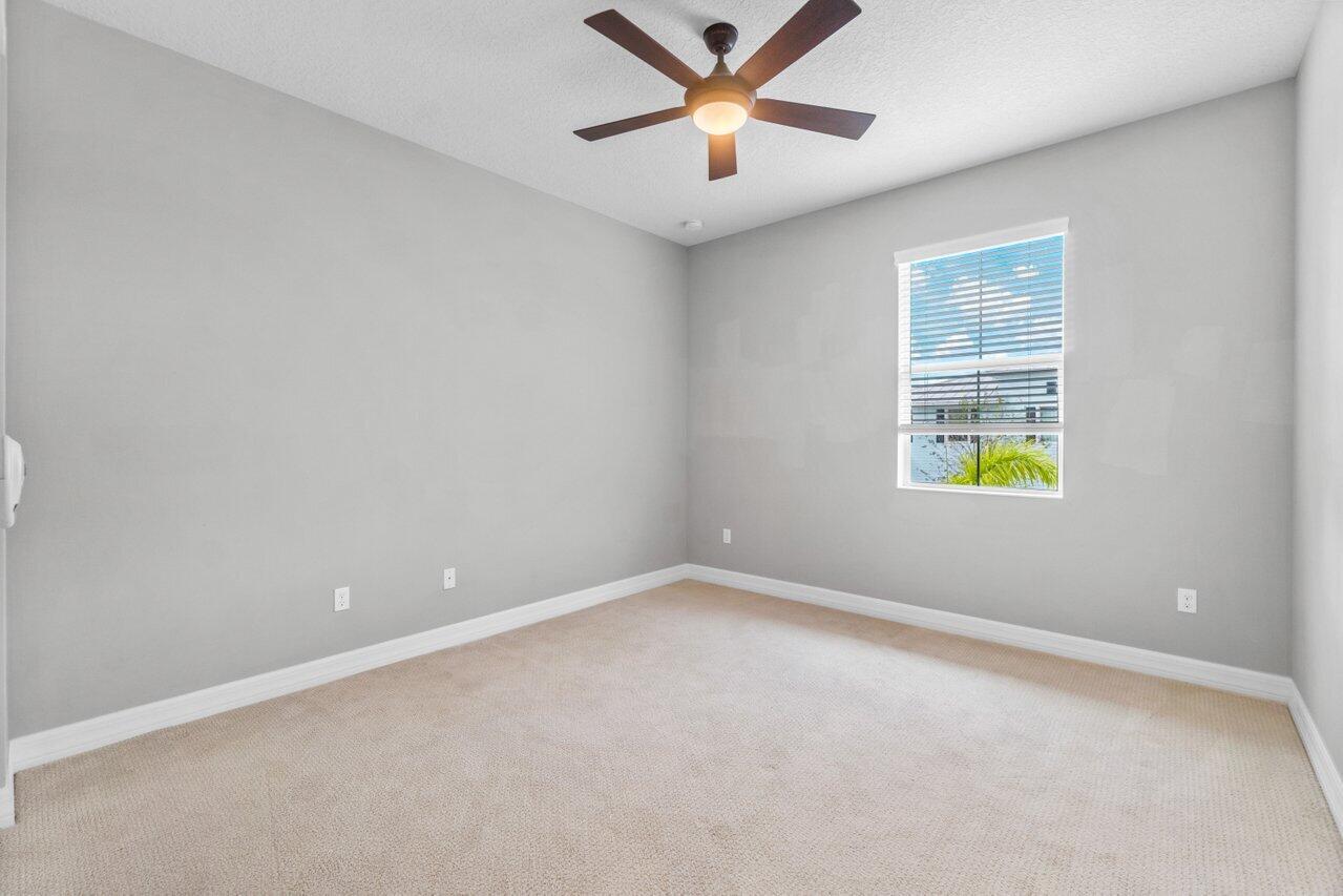 1127 Dakota Drive Jupiter, FL 33458 - Photo 16 of 36 036-1127DakotaDrive-Jupiter-FL-33458-SMA