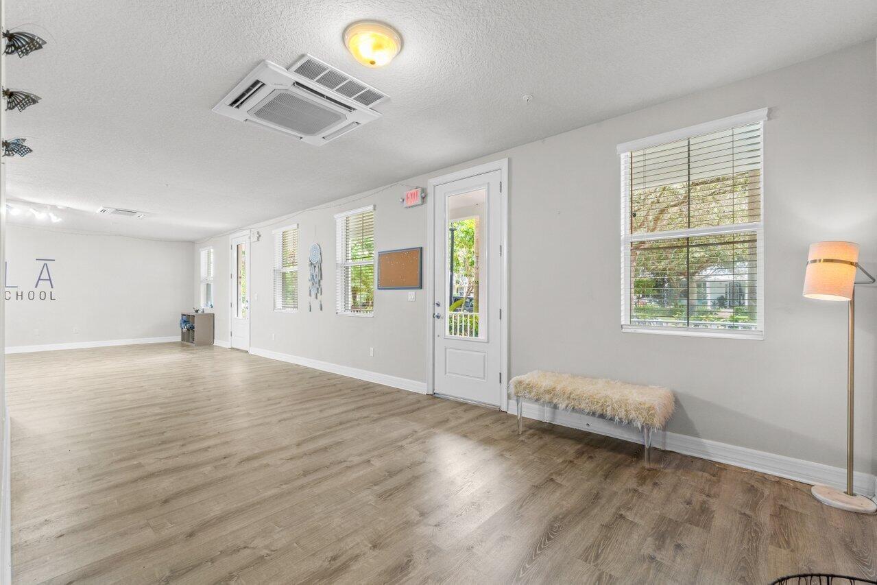 1127 Dakota Drive Jupiter, FL 33458 - Photo 30 of 36 020-1127DakotaDrive-Jupiter-FL-33458-SMA