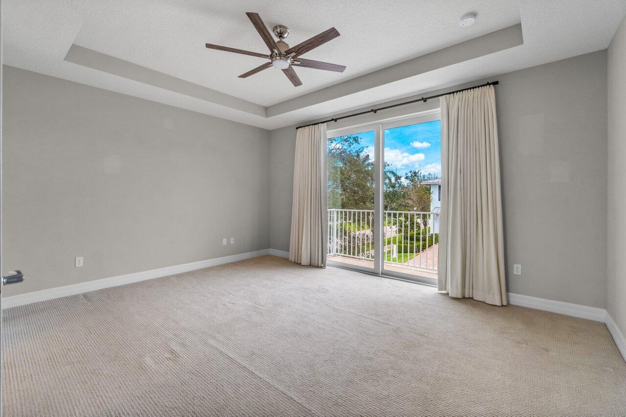 1127 Dakota Drive Jupiter, FL 33458 - Photo 9 of 36 028-1127DakotaDrive-Jupiter-FL-33458-SMA