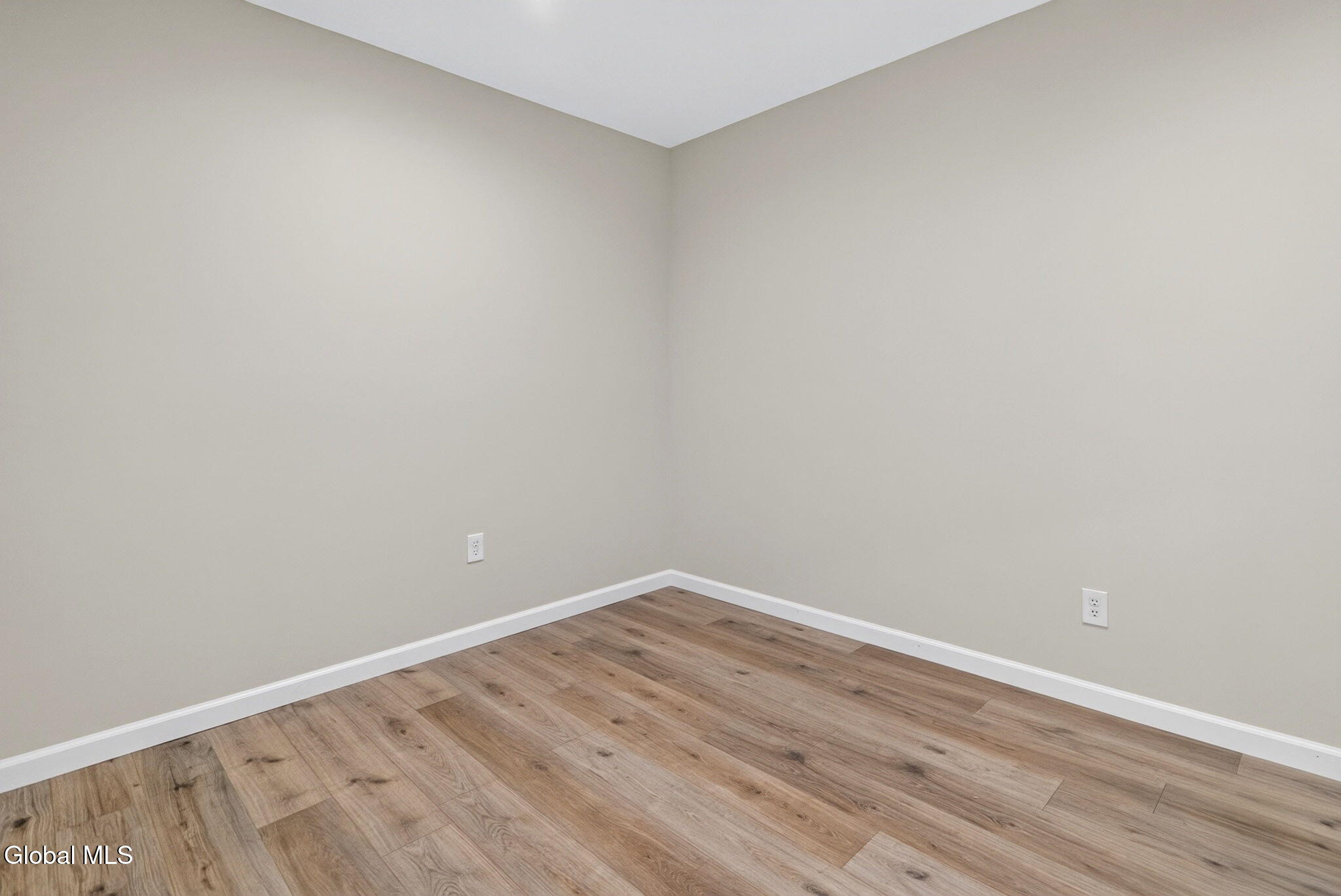 25 Outlet Road Ballston, NY 12019 - Photo 39 of 54 39-web-or-mls-036-030_DSC04786