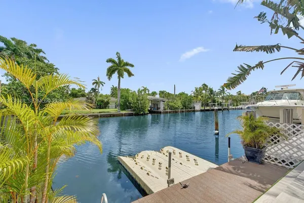 $5,200 | 2129 Northeast 123rd Street, North Miami, FL 33181