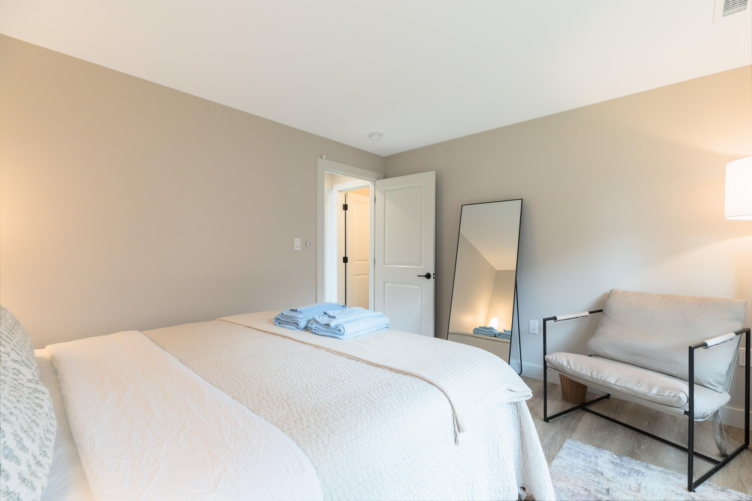 956 Main Street Eliot, ME 03903 - Photo 20 of 37 Guest Room off the Gallery