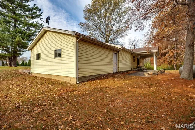 $105,000 | 6620 Edgewater Road, Mount Olive, IL 62069