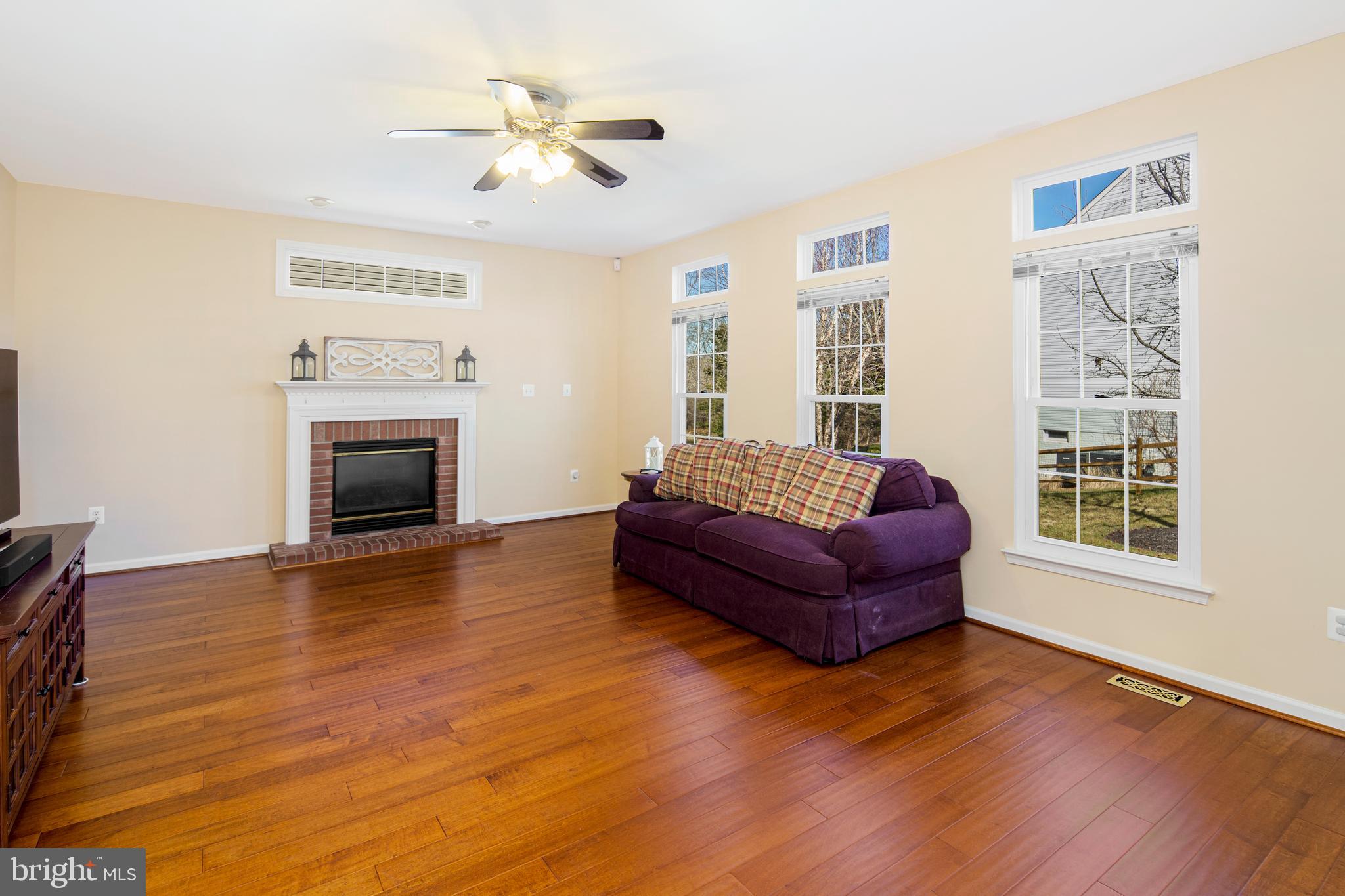1723 Castle Rock Road Frederick, MD 21701 - Photo 3 of 49 Huge family room with gas fireplace!