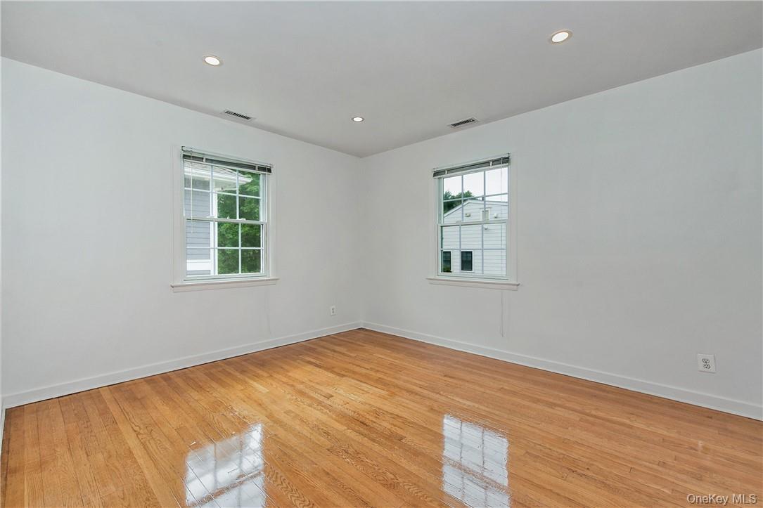74 Dearborn Avenue Rye, NY 10580 - Photo 9 of 17 2nd floor bedroom #2