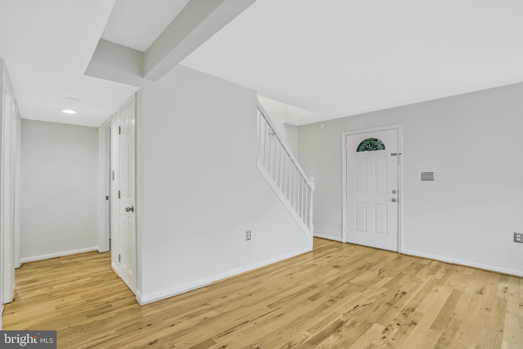 6023 Rixey Drive Alexandria, VA 22303 - Photo 4 of 44 Newly refinished hardwoods on the main level.