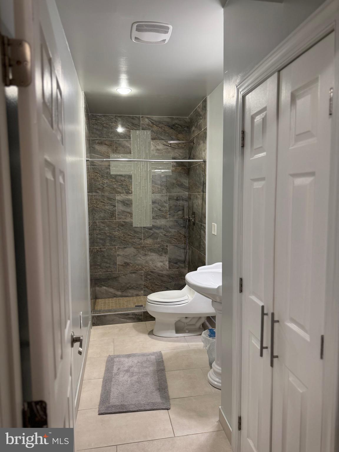 6953 Pine Crest Avenue McLean, VA 22101 - Photo 10 of 12