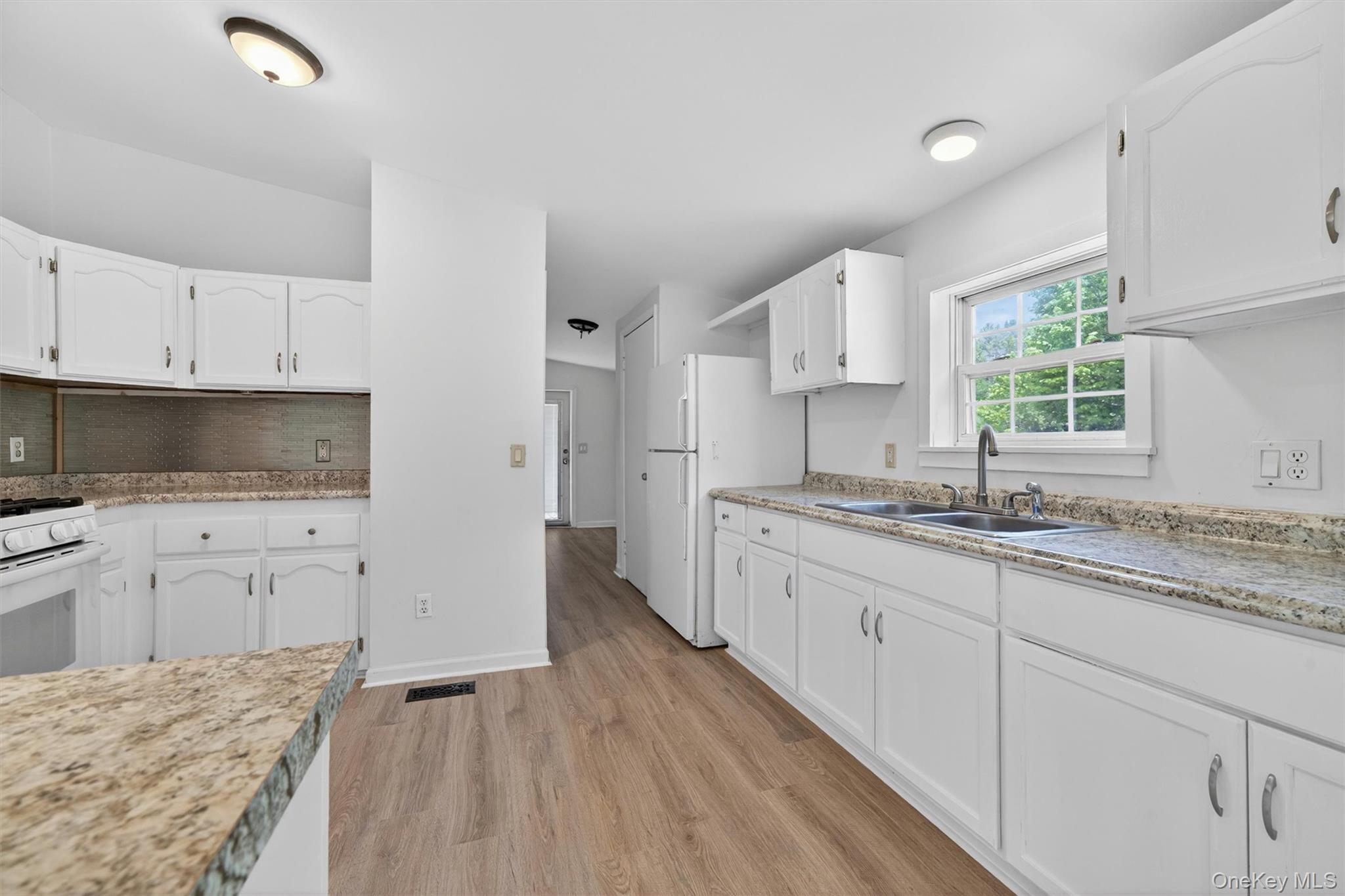 180 Bernas Road Cochecton, NY 12726 - Photo 13 of 49