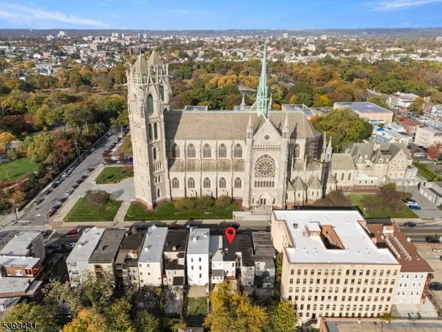 $474,900 | 141 Clifton Avenue, Newark, NJ 07104