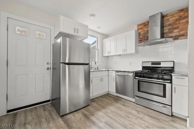 $474,900 | 141 Clifton Avenue, Newark, NJ 07104